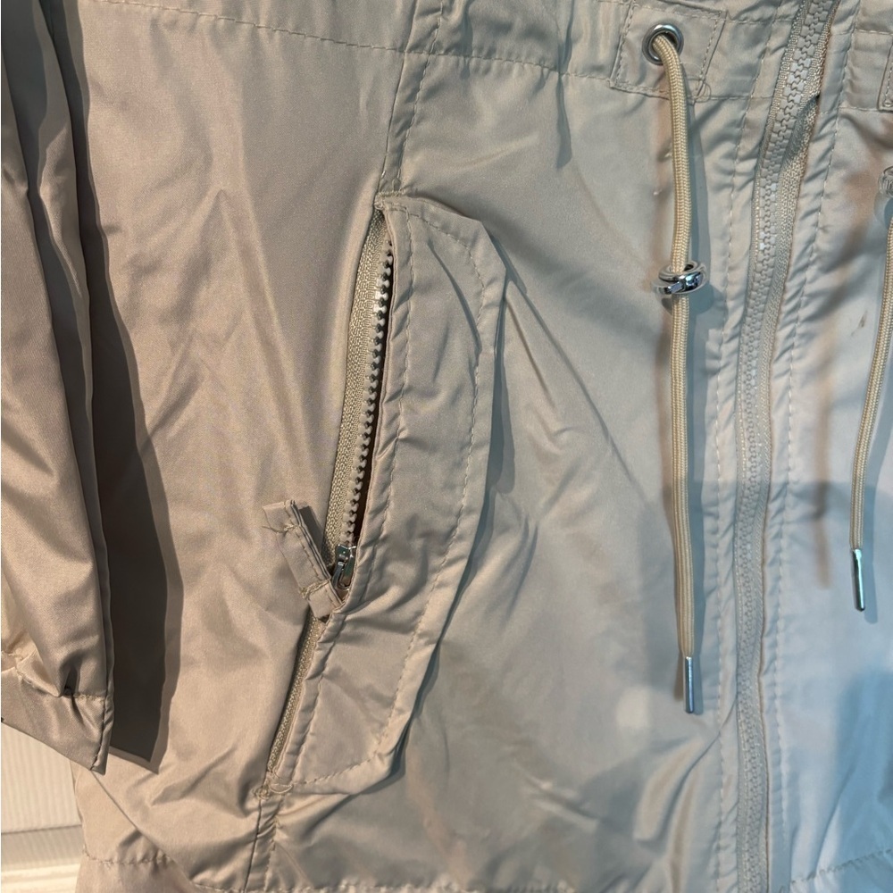 Big Chill Women's Beige Hooded Water Resist Windbreaker cinchwaist Jacket Small - Picture 9 of 16
